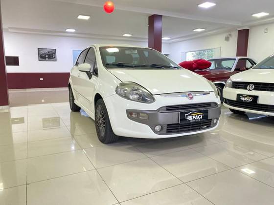 FIAT PUNTO 1.8 SPORTING 16V FLEX 4P MANUAL FIAT PUNTO 1.8 SPORTING 16V FLEX 4P MANUAL